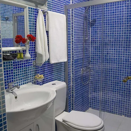 Leamira 2* Kaş