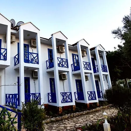 Leamira Hotel 2*