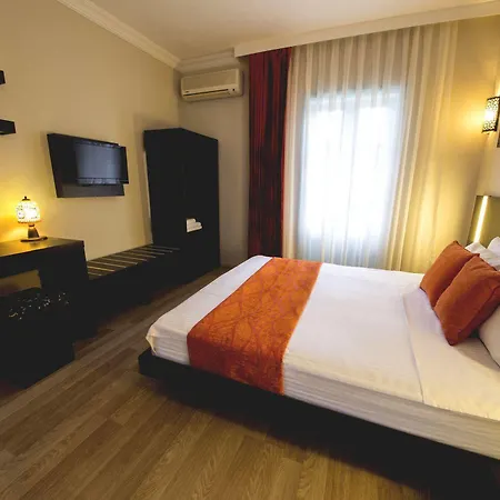 Leamira Hotel 2*