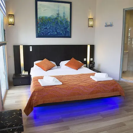 Hotel Leamira 2*